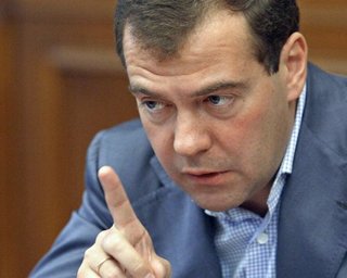 Медведев готов помириться с Грузией, если та разрешит вступление России в ВТО