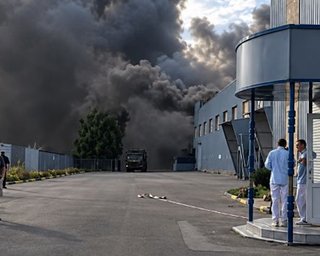 Удар РФ знищив завод ліків КУСУМ: загинув інженер, який пропрацював 17 років