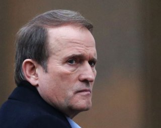 Суд заарештував яхту Медведчука, яка заходила у порти анексованого Криму, — СБУ