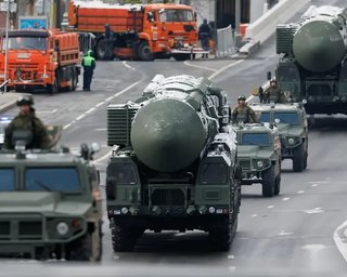 "Обманюють", щоб приховати наступ з Білорусі: чому техніку ЗС РФ прибрали з параду, — Годжес