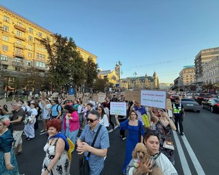 "Нам не смешно": в Киеве, Львове, Днепре начались масштабные акции в поддержку Федорова (видео)