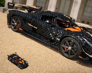 Розвинув понад 100 км/год: суперкар із Lego встановив рекорд швидкості (відео)