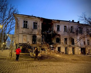 Атака россиян на Одессу: пострадали три человека, повреждены 12 домов (фото)