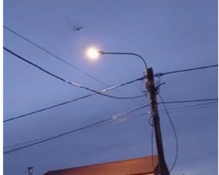 Собянін заявляє про "падіння уламків": Москву та область атакують дрони (відео)
