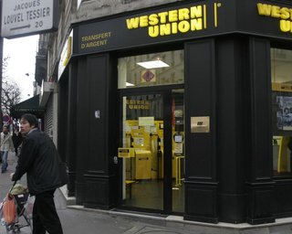 Western Union зупиняє грошові операції в РФ і Білорусі через вторгнення в Україну