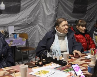 Життя в темряві: як жителі Чернігова терплять 14-годинні відключення світла, — The Guardian (фото)