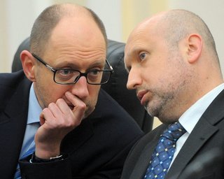 Турчинов: Пропускной режим не отменят, а ужесточат