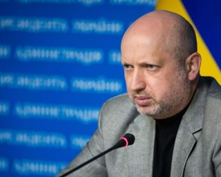 Турчинов: Российские войска готовят пути наступления на Украину