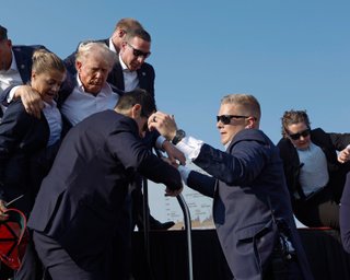 У соцмережах повідомили, що Трампа "закрила собою" росіянка: її "тренер" прокоментував