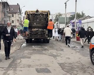 Умань заробила на паломництві хасидів 25 млн гривень: скільки піде на прибирання сміття