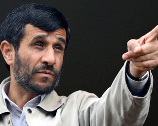 Ахмадинежад назвал условие прекращения производства урана