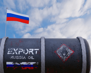 Ціни на російську нафту рекордно впали: хто її купує, — Bloomberg