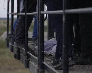 Тіла залишали гнити, убитих ховали сусіди: наслідки окупації Харківщини (відео)
