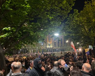14 затриманих: у Грузії люди виходять на протести через закон "про іноагентів" (відео)