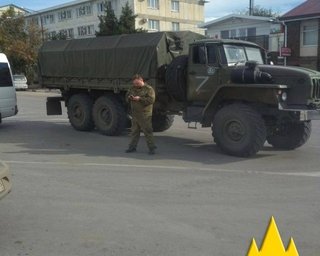 Тікають від контрнаступу: росіяни перекидають значні сили в Джанкой, — АТЕШ (фото)