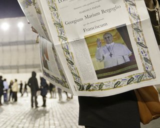 Политики и религиозные лидеры приветствуют нового Папу