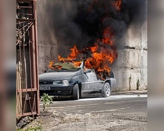 До +53 на солнце: в нескольких городах Украины из-за жары загорелись автомобили, — соцсети (фото)