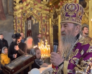 Вопреки постановлению: митрополит УПЦ МП Онуфрий провел в Лавре богослужение (видео)