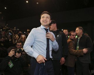 Эксперты Зеленского назвали его первые десять шагов в случае победы на выборах
