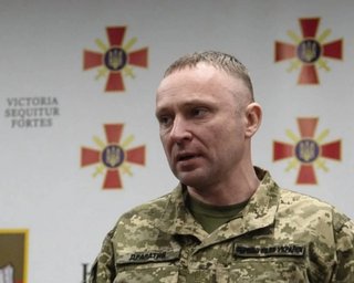 Головкома ЗСУ Сирського звільнено з посади: Зеленський призначить Драпатого