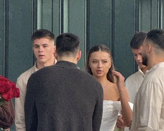 "Обожаю снимать свадебные платья": Диана Зотова из "Холостяка" отреагировала на слухи о ее женитьбе