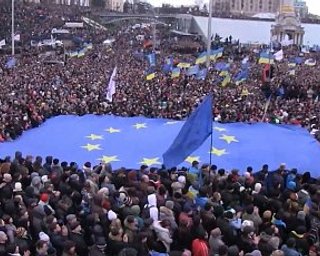 На Майдане в 19:00 пройдет информационный митинг