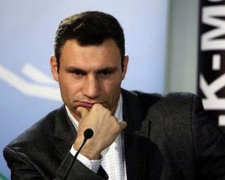 Виталий Кличко сделал прогноз на бой Руис-Хэй