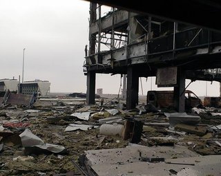 Украинские военные отошли на 1,5 км от донецкого аэропорта, - Муженко