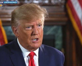 Трамп назвал Медведева "тупым человеком" и объяснил, зачем разместил подводные лодки возле РФ