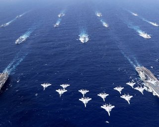 Китай вывел в Тихий океан новый авианосец и отправил сообщение США насчет Тайваня: что известно