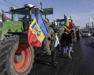 Румынские фермеры сняли блокаду с одного пункта пропуска на границе с Украиной, – ГПСУ
