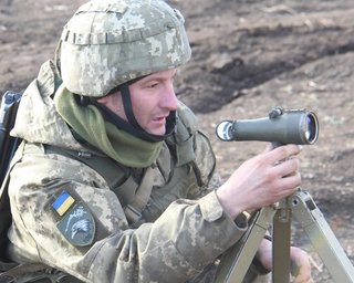 Сутки на Донбассе: в День защитника Украины боевики 3 раза нарушили режим прекращения огня