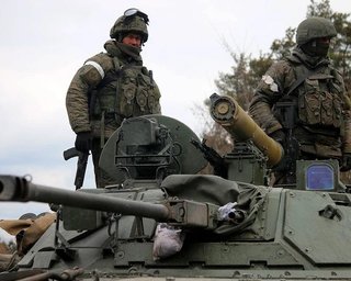 Рясно "поливають" боєприпасами: ЗС РФ під Бахмутом посилили обстріли з артилерії, — НГУ