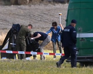 Атака "Шахедів" на Польщу: слідчі вже виявили 12 БПЛА, один дрон впав біля Варшави