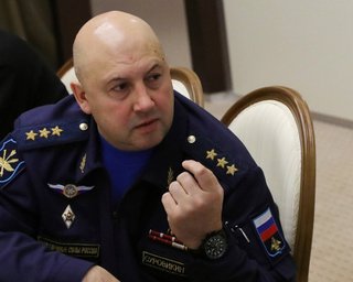 "Ничего не произошло": дочь Суровикина прокомментировала сообщения о его аресте