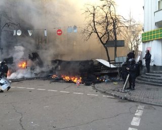 Видео столкновений в правительственном квартале