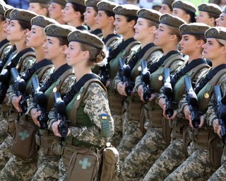 В Україні перенесли створення реєстру військовозобов'язаних жінок, — експерт