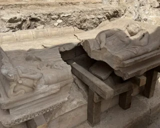 Захоронение принадлежало аристократам: старинный саркофаг нашли в Турции (фото)