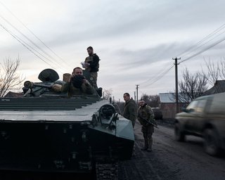 Захоплення Авдіївки: війська РФ наступають на селище Ласточкине, — командування ЗСУ (відео)