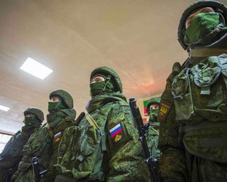 17-летних украинцев на Донбассе могут мобилизовать в ВС РФ, — Андрющенко (фото)