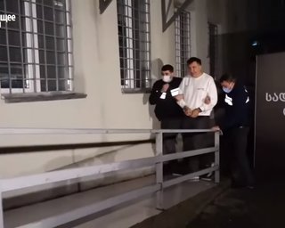 Власти Грузии готовят в тюремной больнице бунт для ликвидации Саакашвили, — адвокат