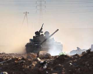 Войска Каддафи обстреливают жилые районы Мисраты