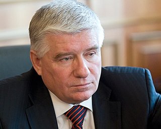 Чечетов: терминатору Луценко срочно нужны подгузники