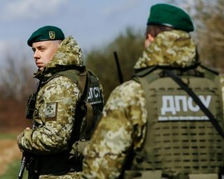 Украина усиливает границу с Беларусью спецтехникой и беспилотниками, — МВД