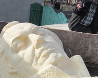 Демонтаж памятника Кутузову на Львовщине Россия назвала варварским русофобством