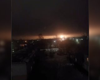 Видно из космоса: в РФ горят склады Брянского порохового завода (фото)