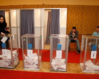 Сюжет дня. Конституционный суд усложнил жизнь кандидатам в депутаты