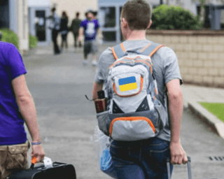 Підробляли довідки: в Україні заборонили виїжджати за кордон чоловікам-студентам