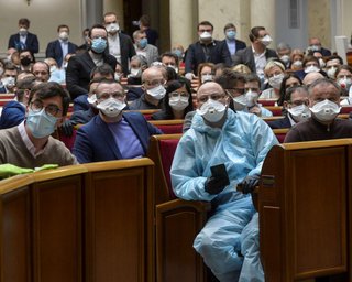 В Раде карантин отменяется с 18 мая