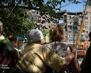 Українці засудили знімок загиблих після обстрілу Києва: фотограф відповів
